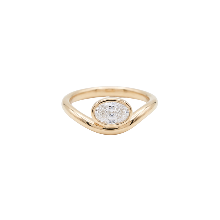 Anillo Orgánico con Oval East West