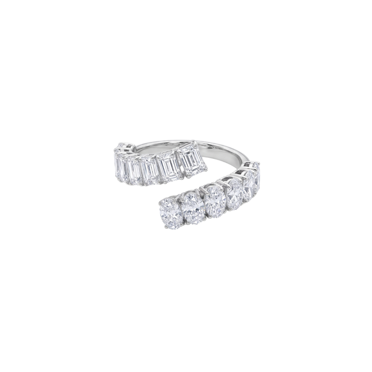 Anillo Diamantes Ovales y Emeralds