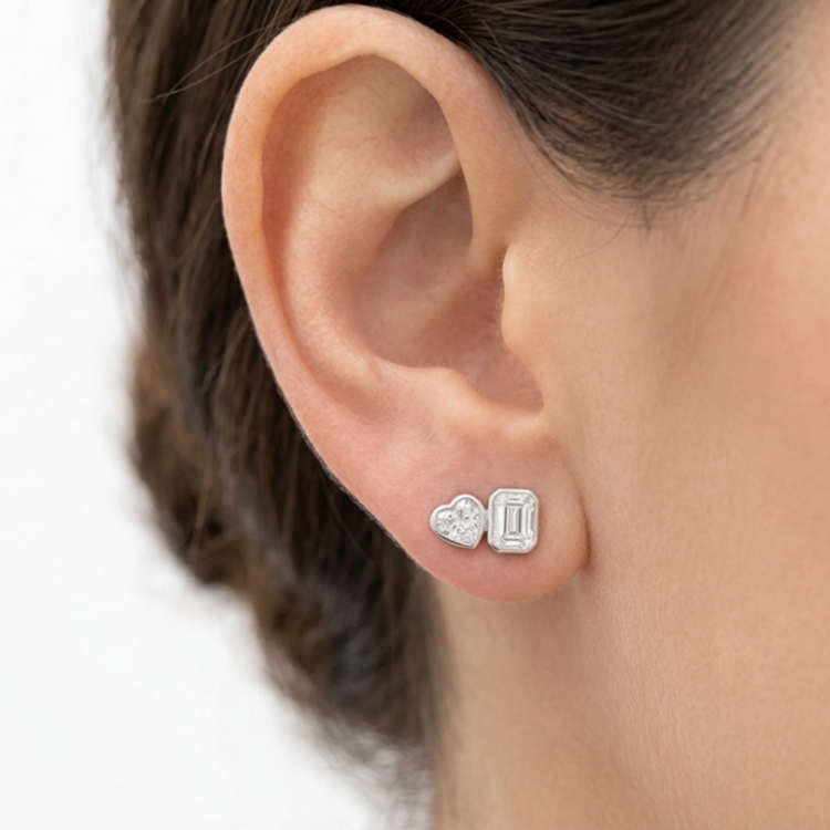 Studs Toi et Moi Heart & Emerald