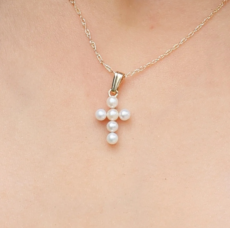 Collar con Dije Cruz Perla