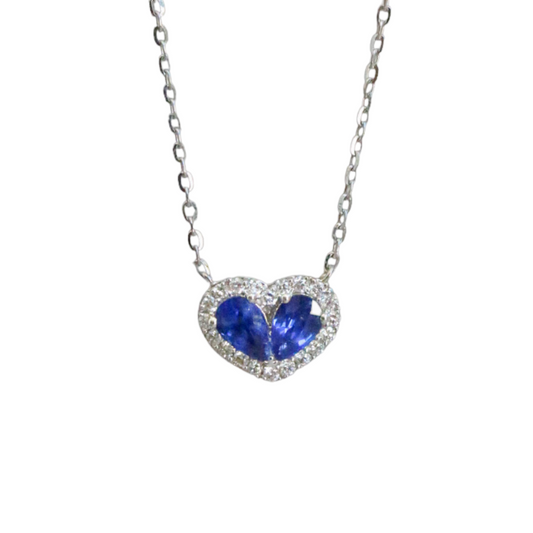Collar de corazón zafiros halo de diamantes