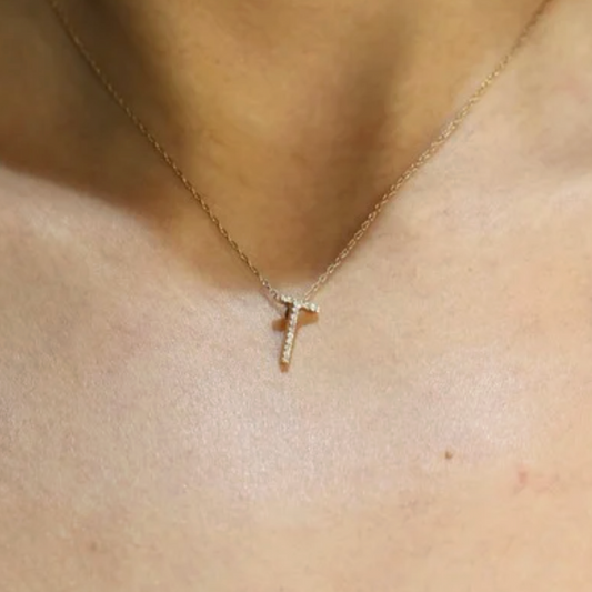 Collar Inicial “T” Diamantes