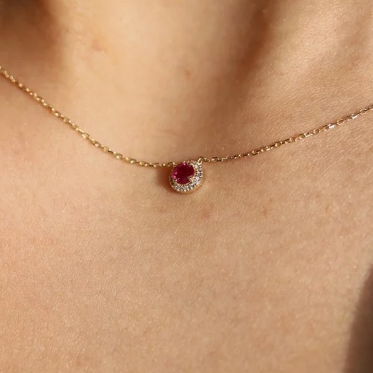 Collar Dije Rubí Halo Diamantes