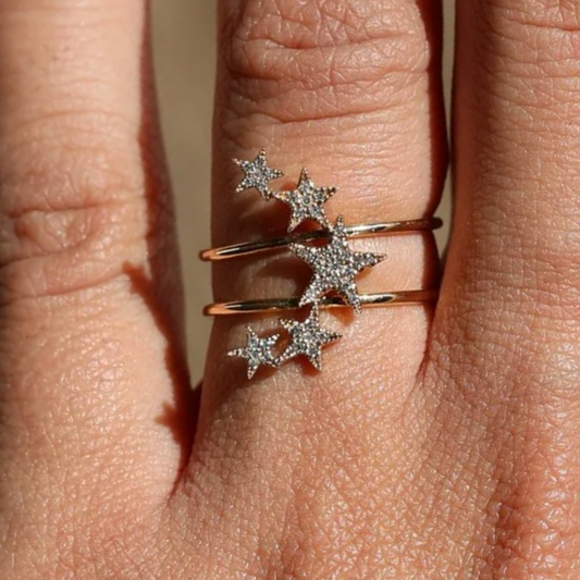 Anillo de Estrellas con Diamantes