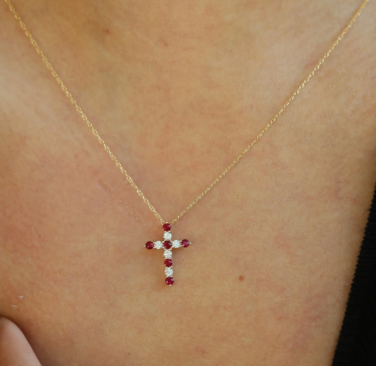 Collar Dije Cruz Rubies Diamantes