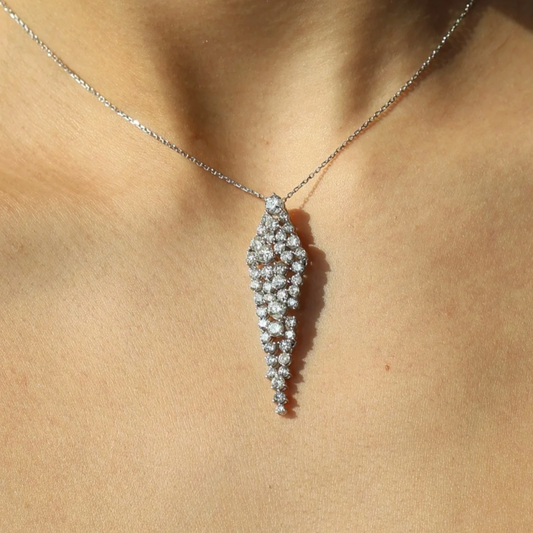 Dije Diamantes Largo