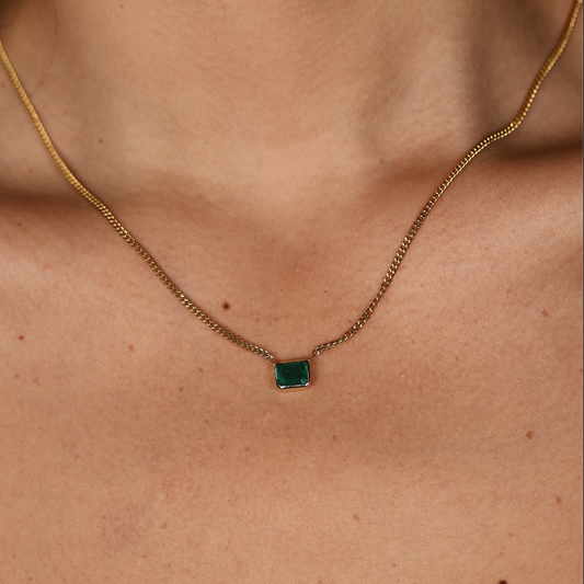 Dije de Esmeraldas Bisel