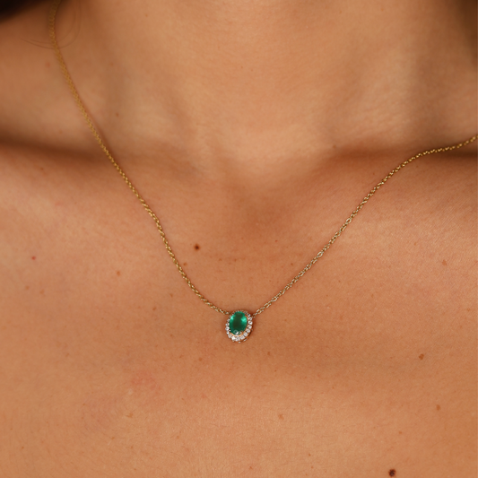 Dije de Esmeralda con Halo Diamantes