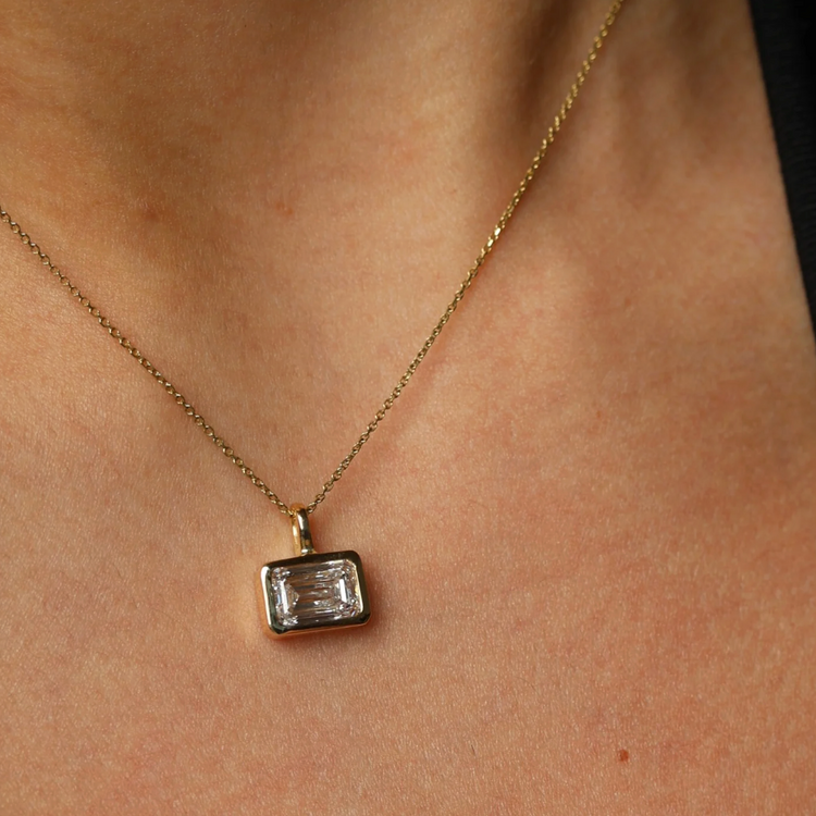 Collar Dije Diamante Emerald Bisel