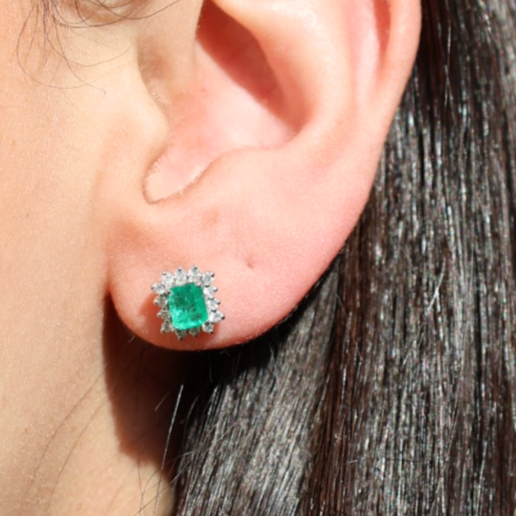 Aretes Esmeralda Halo Diamantes