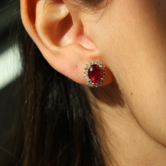 Aretes Rubí Halo Diamantes