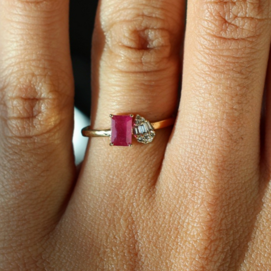 Anillo Rubí Toi et Moi Diamantes