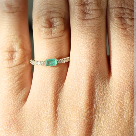 Anillo Esmeralda Diamantes