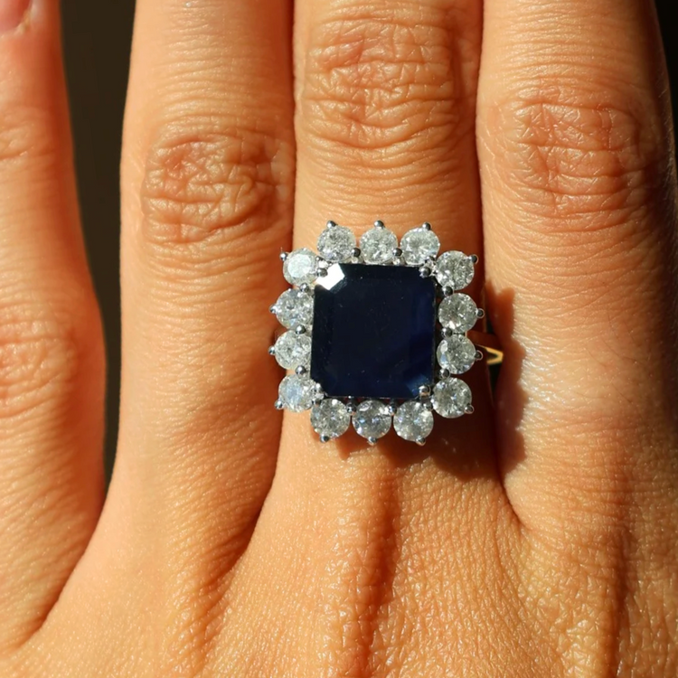 Anillo Zafiro Halo Diamantes