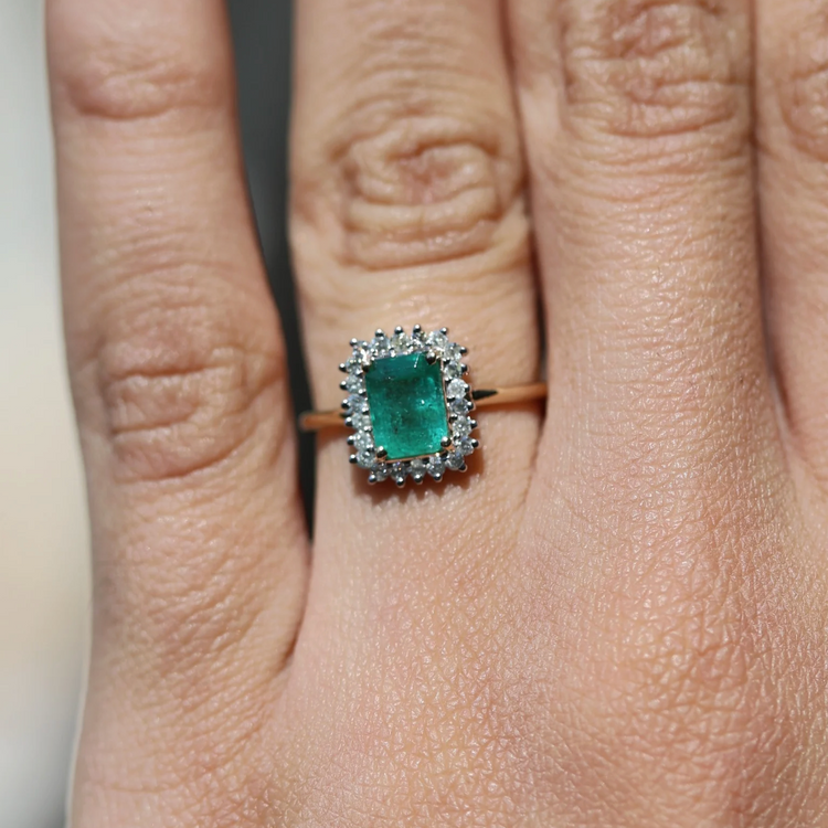 Anillo Esmeralda Diamantes