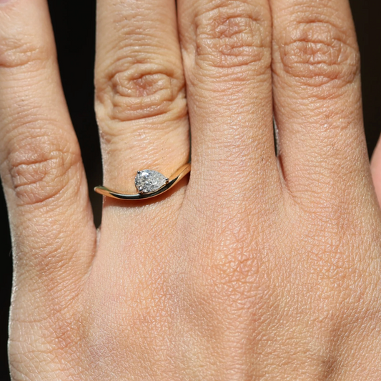 Anillo Diamante Pera