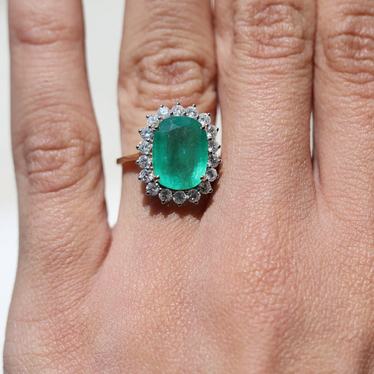 Emerald Ring with Diamonds