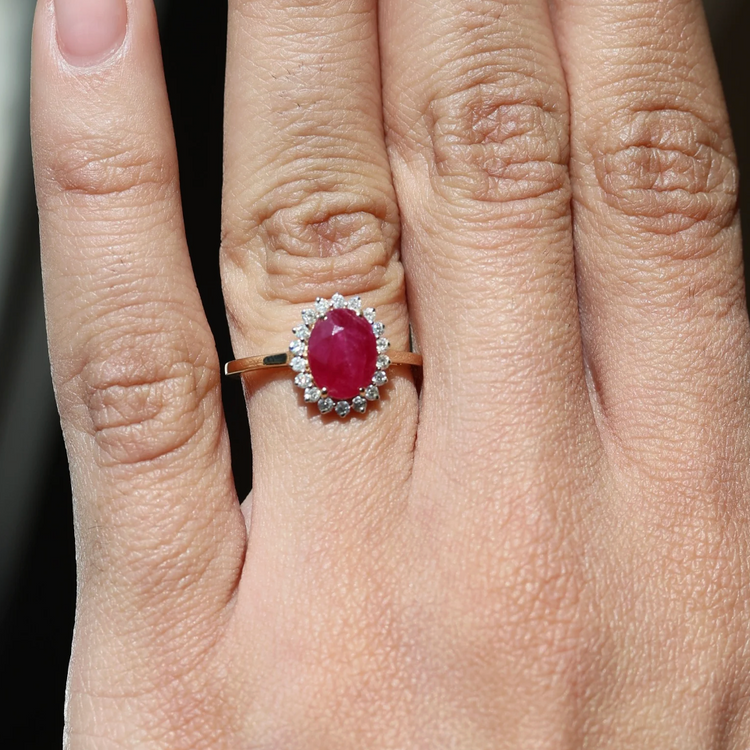 Anillo Rubi Halo Diamantes