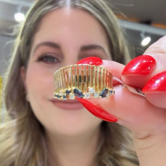 Anillo con zafiros y diamantes