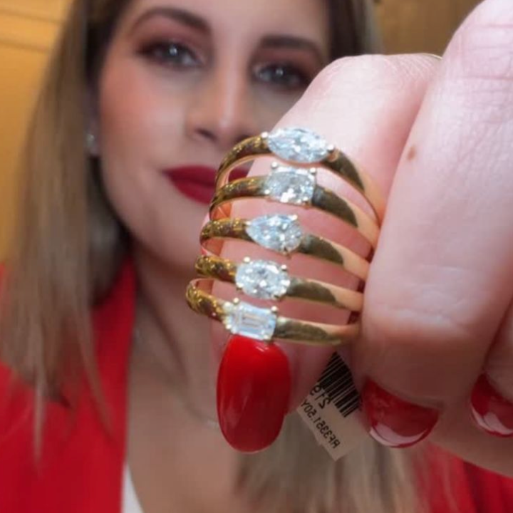 Anillo con 5 diamantes