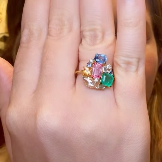 Anillo de Turmalina, Esmeralda, Diamante y Zafiro