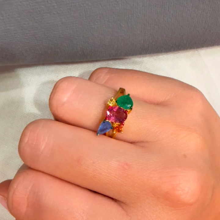 Anillo de Esmeralda, turmalina y zafiro