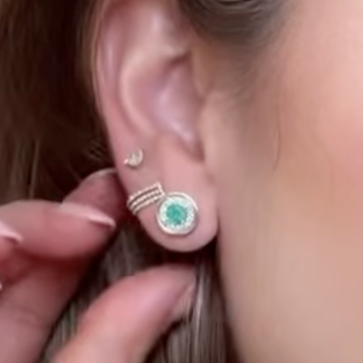 Aretes de esmeralda con diamantes