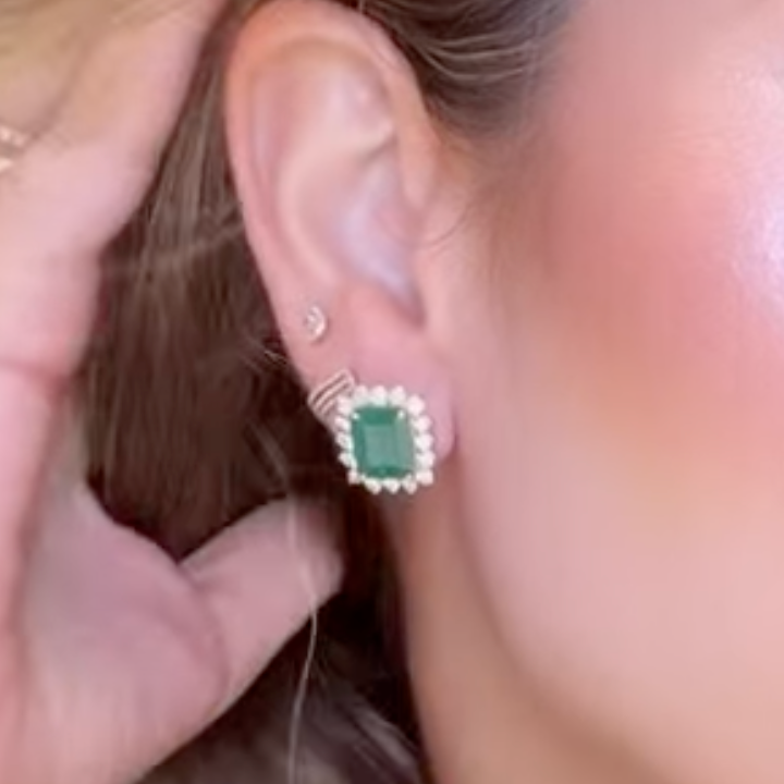 Aretes de esmeralda con diamantes