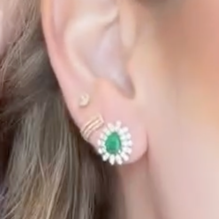 Aretes de esmeralda con diamantes