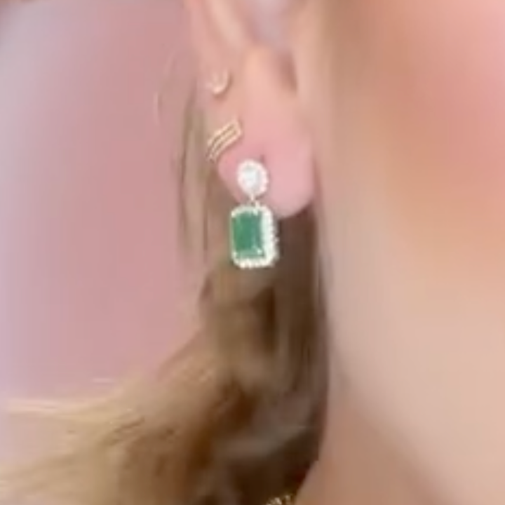 Aretes de esmeralda con diamantes