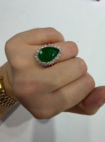 Anillo Esmeralda Diamantes