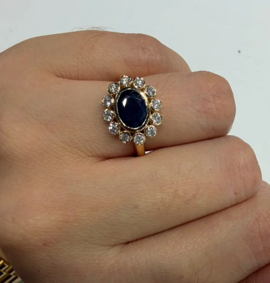 Anillo Zafiro y Diamantes