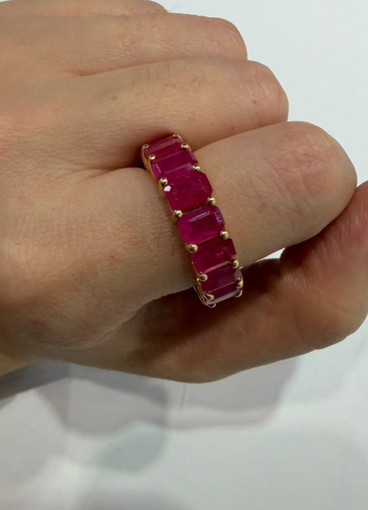 Anillo rubíes