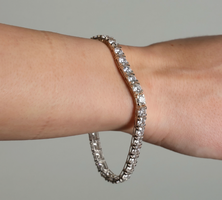 tennis bracelet