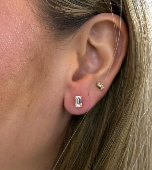 Studs Emerald 1ctw