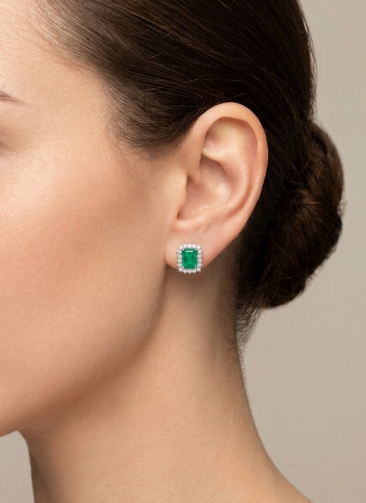 Aretes esmeralda y diamantes