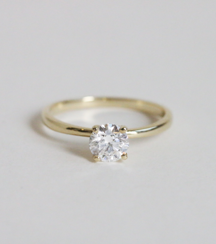 Anillo de Compromiso en Oro 14k con Diamante 0.28 ct