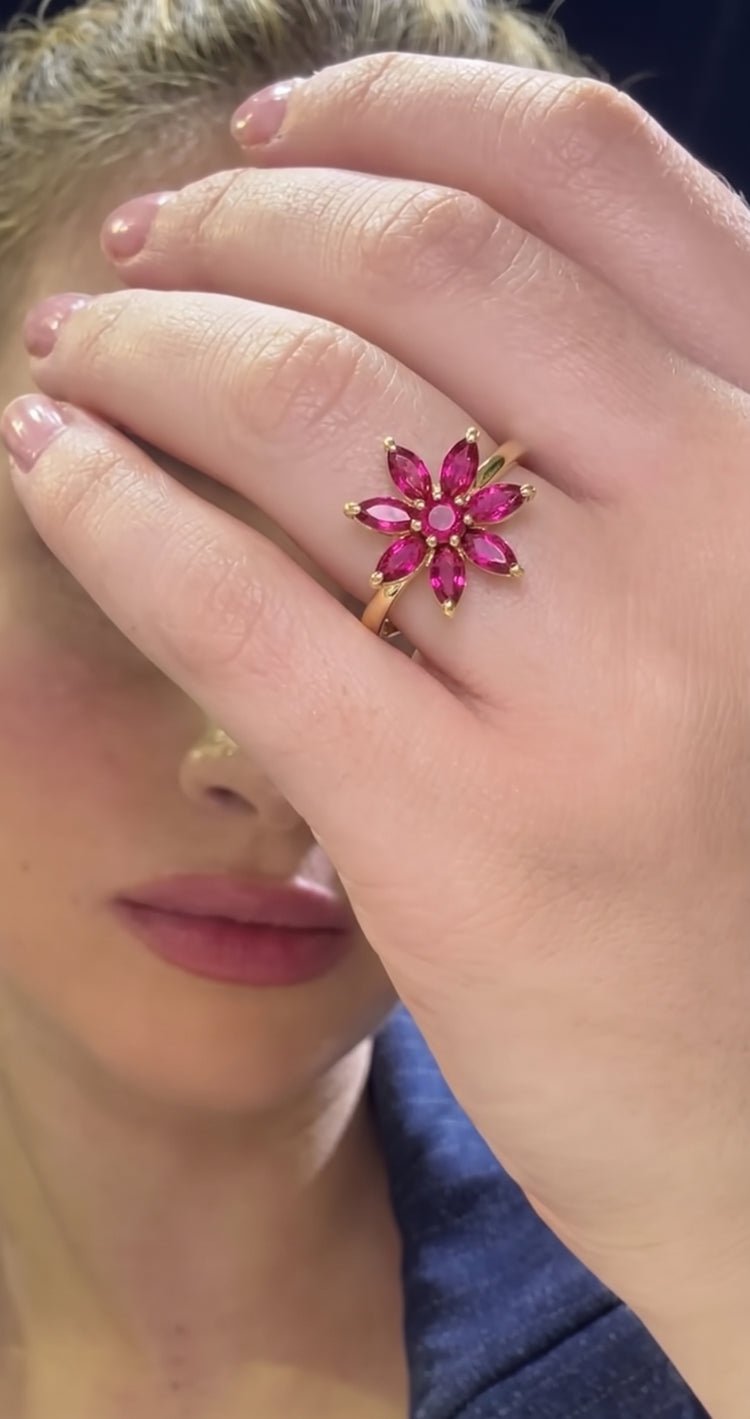 Anillo Flor Rubí