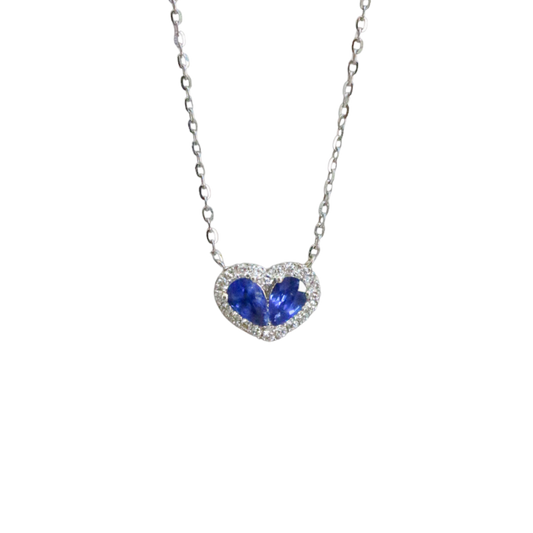 Collar forma de corazón zafiros azules en oro blanco 14k y halo de diamantes