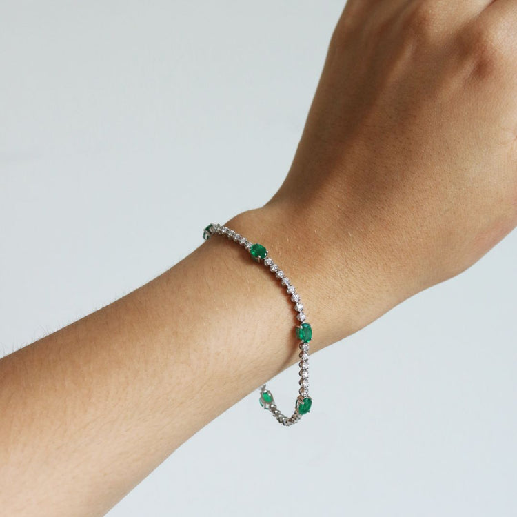 Pulsera de esmeraldas con diamantes