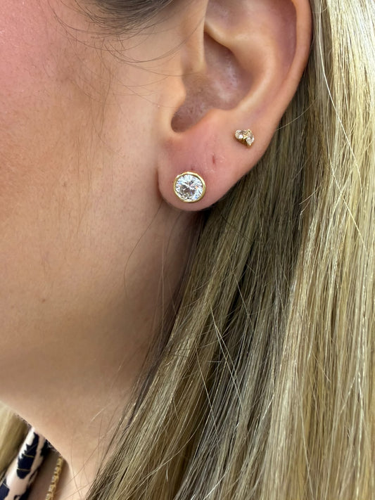 Studs Bisel 2 ctw