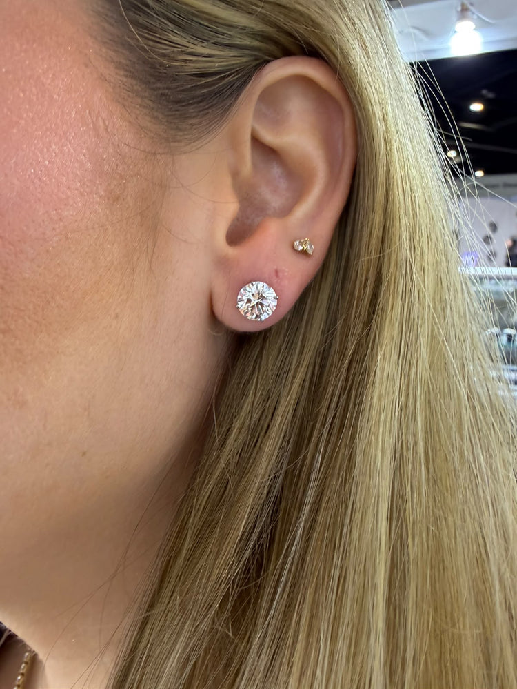 Studs redondos 4 ctw