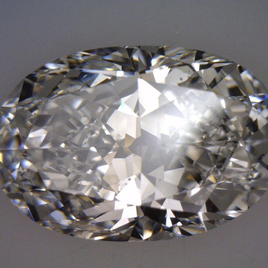 Diamante Ovalado de 5.02 quilates