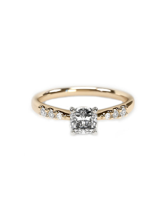 Engagement ring with side diamonds 0.10 ct total