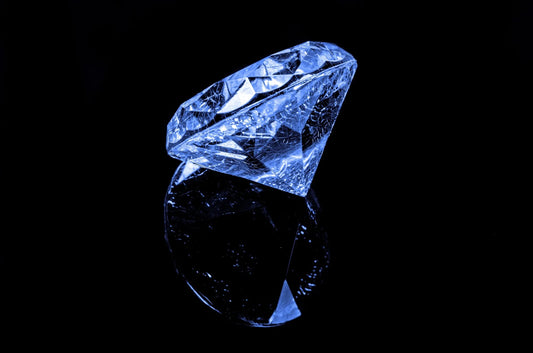 Fluorescencia de un diamante