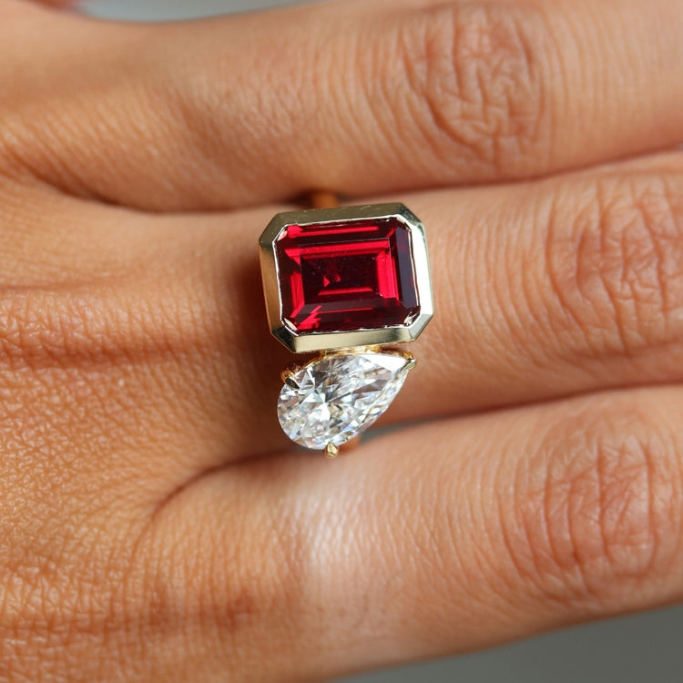 Anillo Toi et moi rubi y diamante