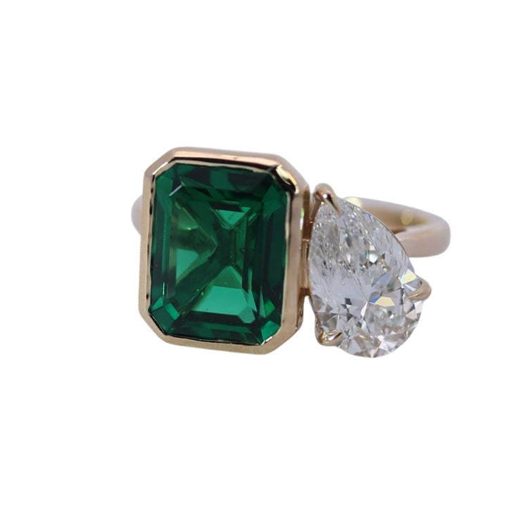 Anillo Toi et Moi Esmeralda y diamante