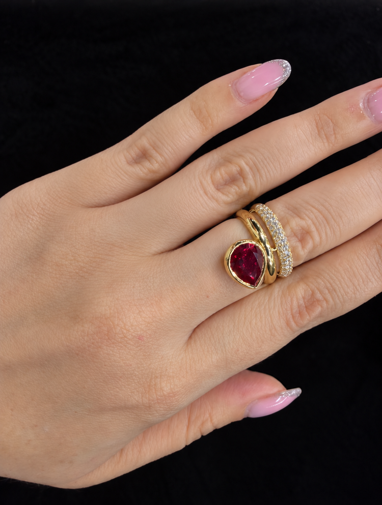 Anillo Rubí Diamantes