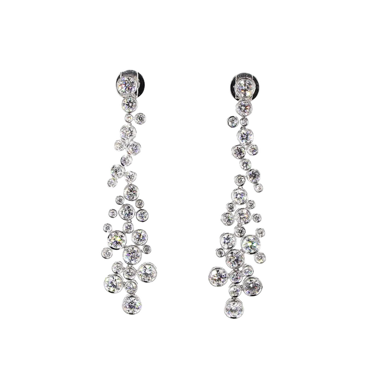 Aretes round diamonds
