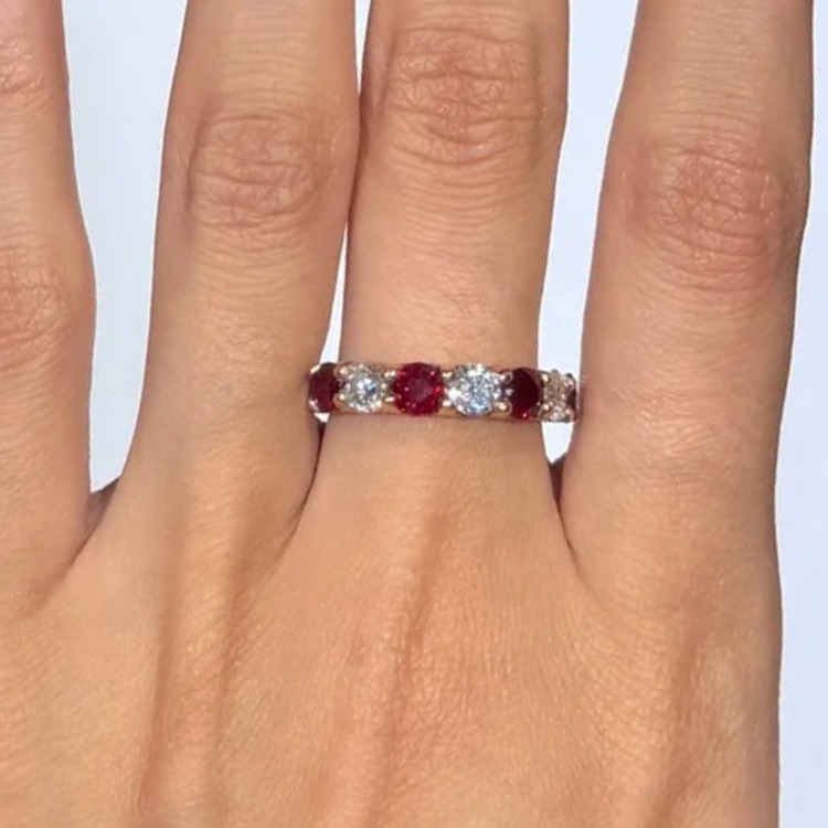 Churumbela rubíes con diamantes